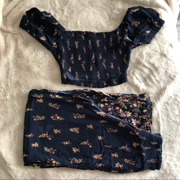 Navy and Pink Floral Off The Shoulder Top and Wide Leg Pants Set - Picture 7 of 13